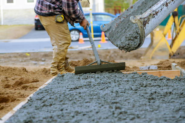 Best Residential Concrete Services  in Pelham, AL